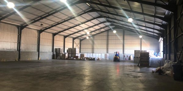 LARGE WAREHOUSE IN SECURE PARK | Cape Commercial & Industrial Property